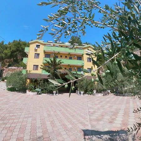 Hotel Bolonja 3*