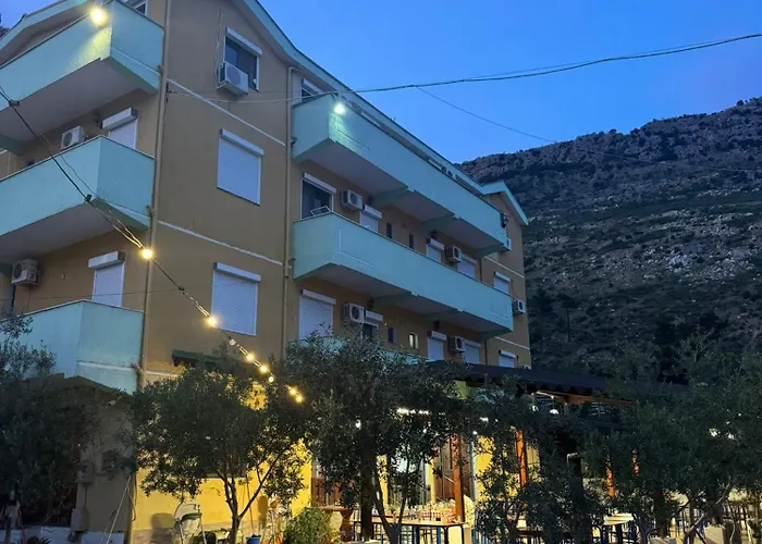 Bolonja Hotel